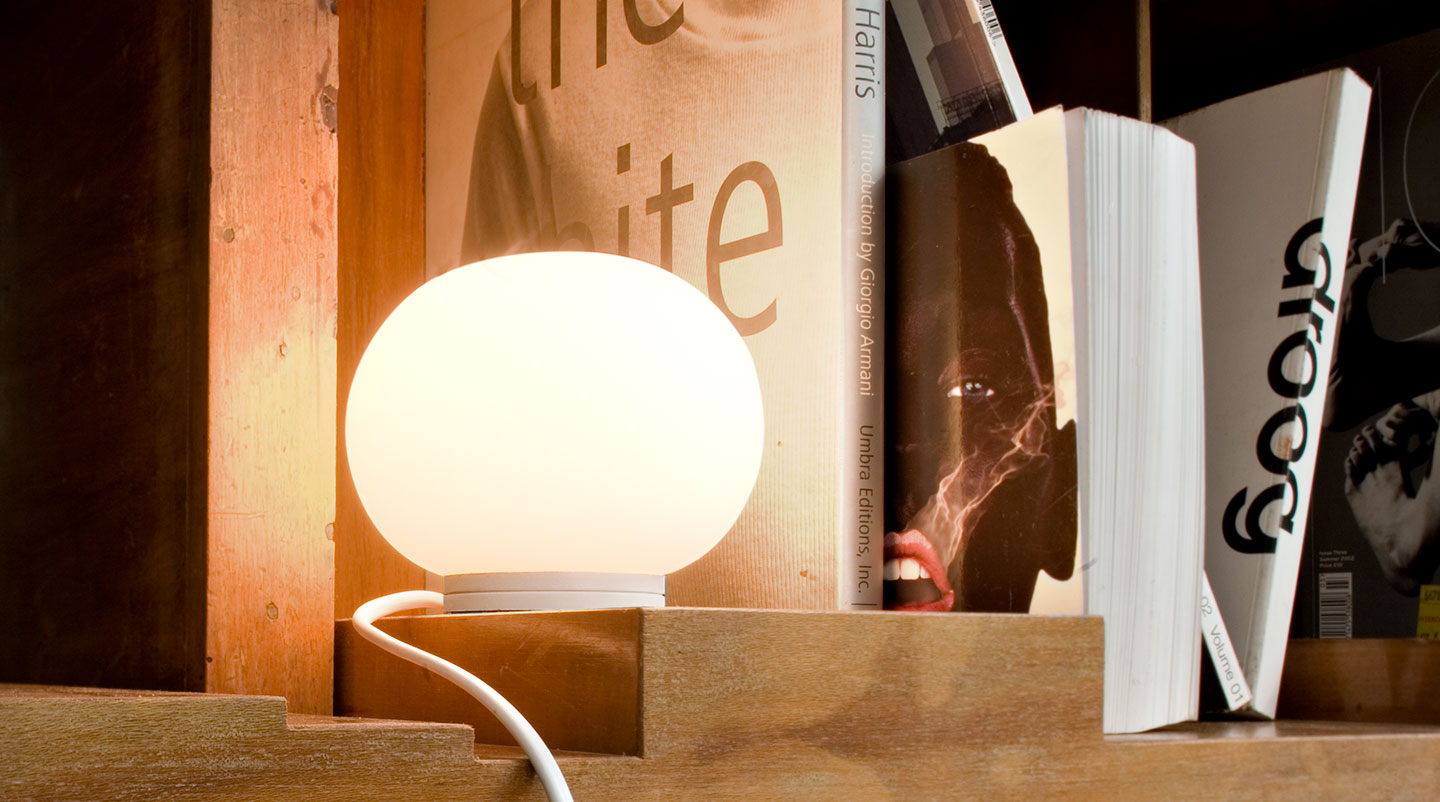 Flos glo ball sales table lamp