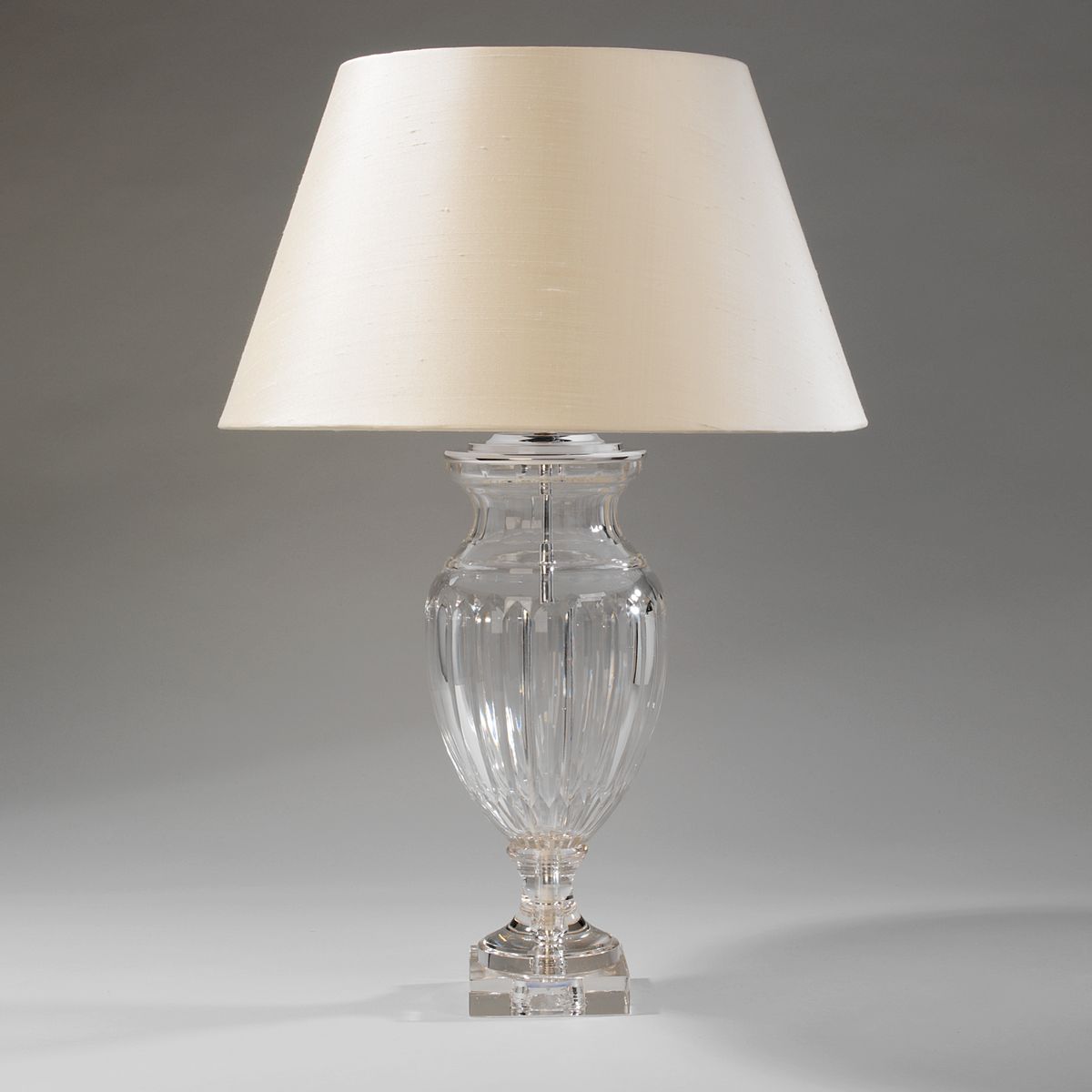 Glass urn sales table lamp